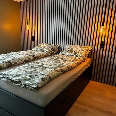 Familievennlig Apartment Тведестранн Экстерьер фото
